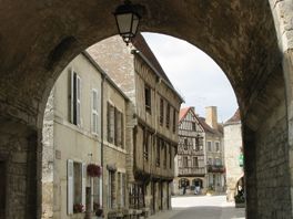 L'entrée de Noyers-Sur-Serein